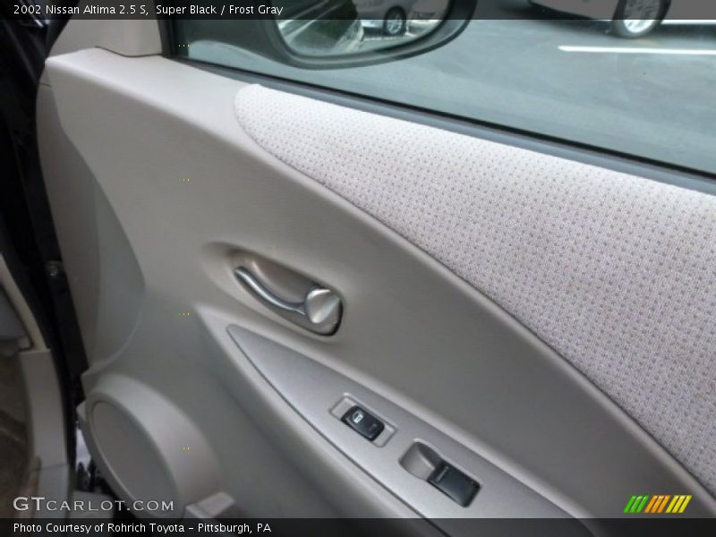 Super Black / Frost Gray 2002 Nissan Altima 2.5 S