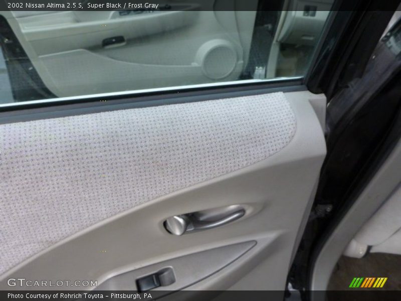 Super Black / Frost Gray 2002 Nissan Altima 2.5 S