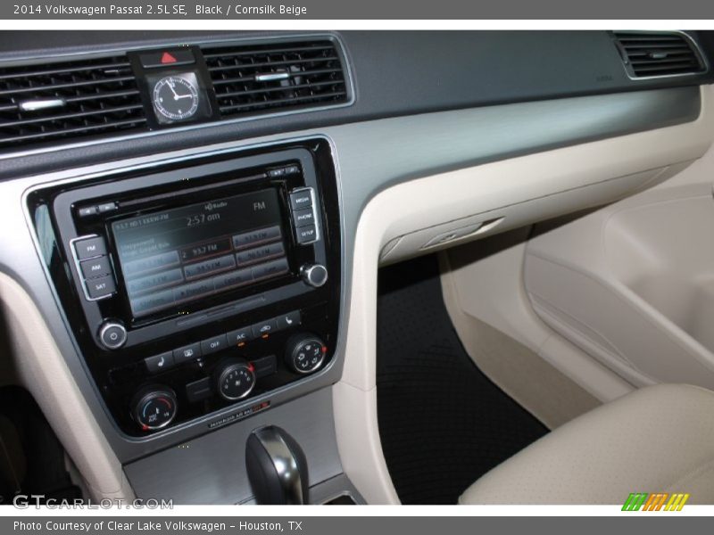 Black / Cornsilk Beige 2014 Volkswagen Passat 2.5L SE