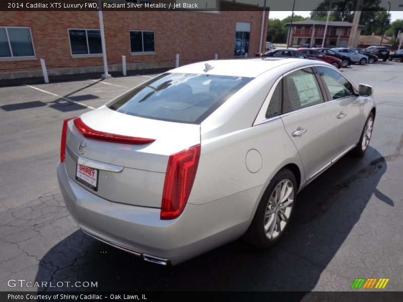 Radiant Silver Metallic / Jet Black 2014 Cadillac XTS Luxury FWD