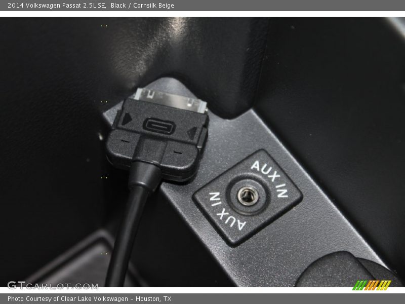 Black / Cornsilk Beige 2014 Volkswagen Passat 2.5L SE