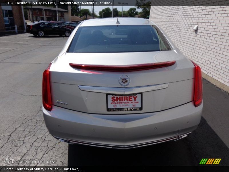 Radiant Silver Metallic / Jet Black 2014 Cadillac XTS Luxury FWD
