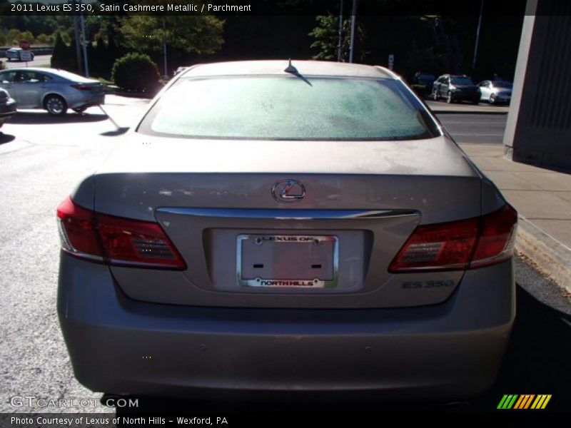 Satin Cashmere Metallic / Parchment 2011 Lexus ES 350