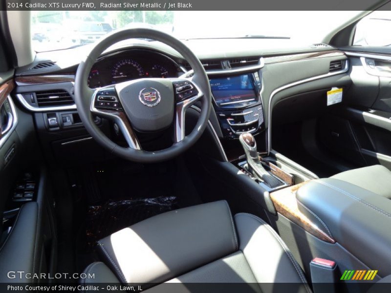 Radiant Silver Metallic / Jet Black 2014 Cadillac XTS Luxury FWD