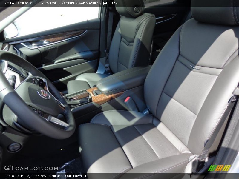 Radiant Silver Metallic / Jet Black 2014 Cadillac XTS Luxury FWD