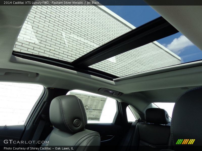 Radiant Silver Metallic / Jet Black 2014 Cadillac XTS Luxury FWD