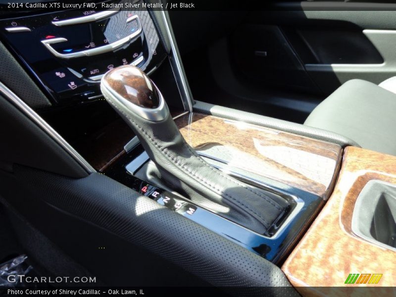 Radiant Silver Metallic / Jet Black 2014 Cadillac XTS Luxury FWD