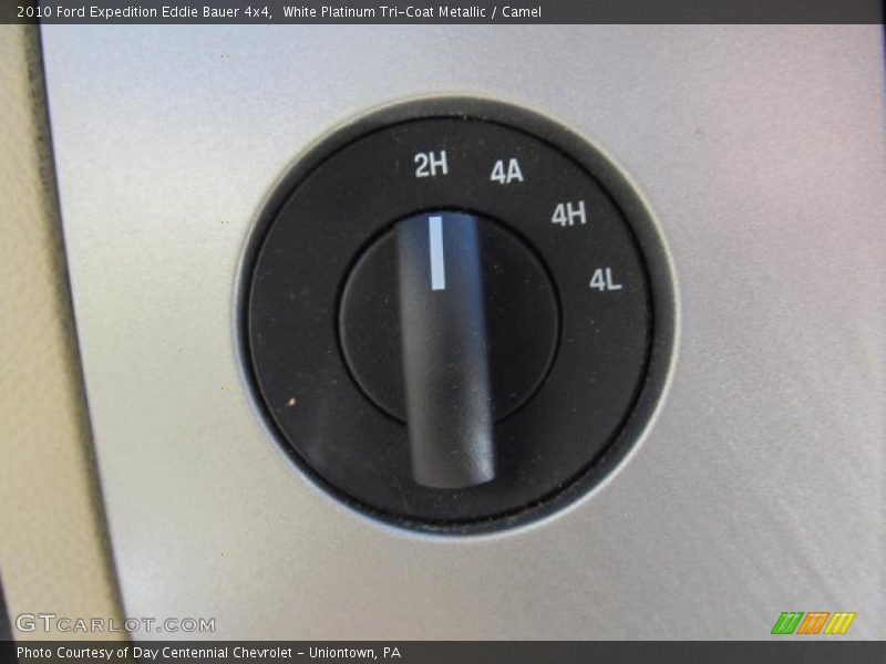 White Platinum Tri-Coat Metallic / Camel 2010 Ford Expedition Eddie Bauer 4x4