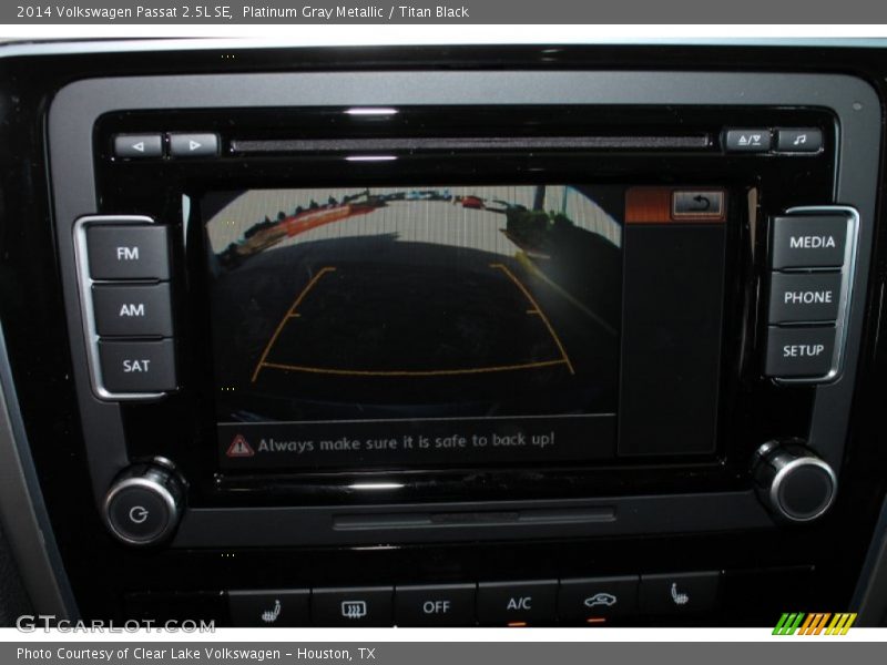 Platinum Gray Metallic / Titan Black 2014 Volkswagen Passat 2.5L SE