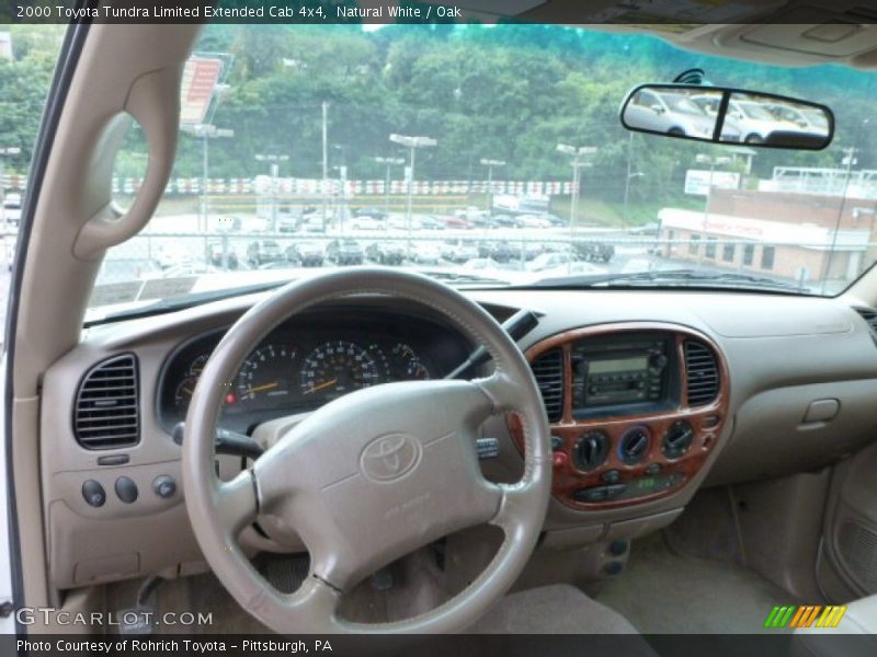 Dashboard of 2000 Tundra Limited Extended Cab 4x4