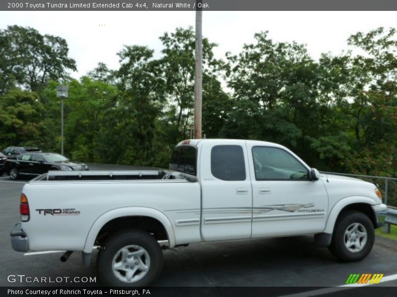 Natural White / Oak 2000 Toyota Tundra Limited Extended Cab 4x4