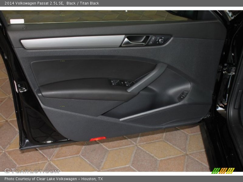Black / Titan Black 2014 Volkswagen Passat 2.5L SE