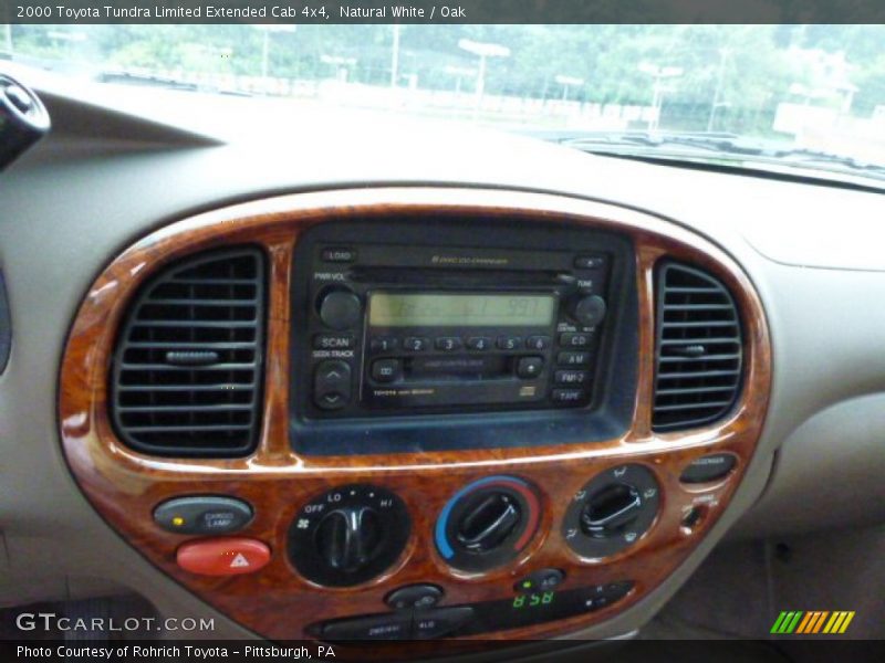 Controls of 2000 Tundra Limited Extended Cab 4x4