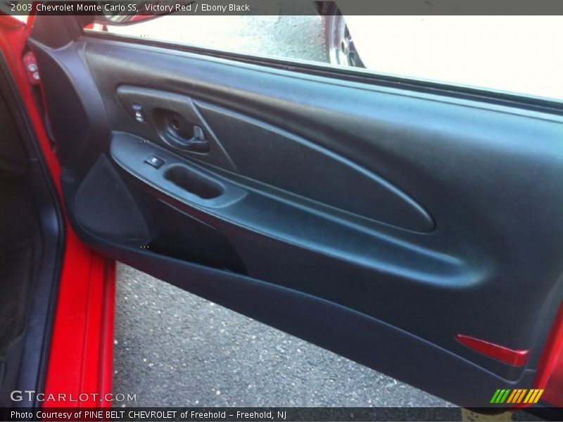 Victory Red / Ebony Black 2003 Chevrolet Monte Carlo SS