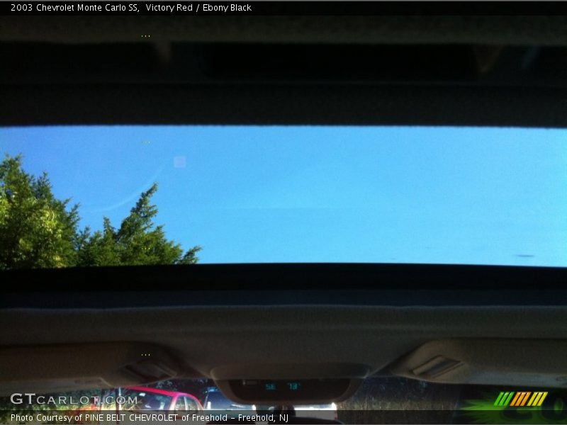 Victory Red / Ebony Black 2003 Chevrolet Monte Carlo SS