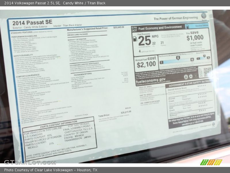 Candy White / Titan Black 2014 Volkswagen Passat 2.5L SE