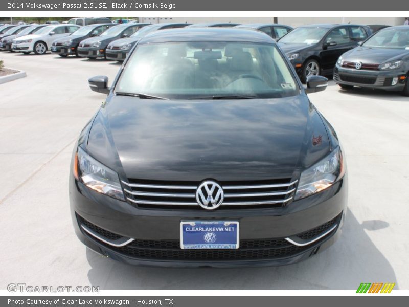 Black / Cornsilk Beige 2014 Volkswagen Passat 2.5L SE
