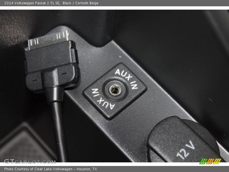 Black / Cornsilk Beige 2014 Volkswagen Passat 2.5L SE