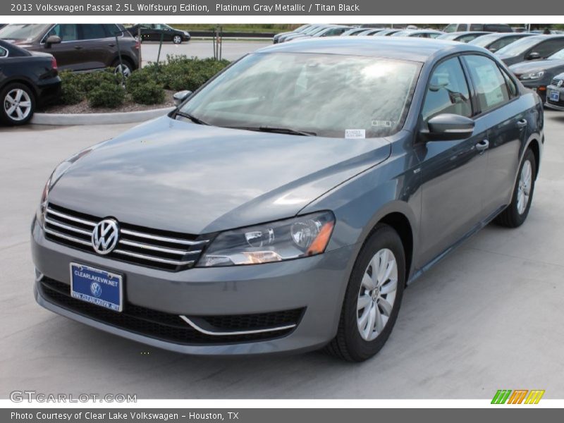 Platinum Gray Metallic / Titan Black 2013 Volkswagen Passat 2.5L Wolfsburg Edition