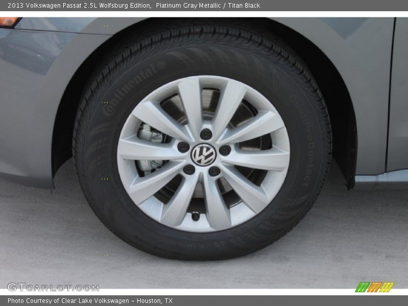 Platinum Gray Metallic / Titan Black 2013 Volkswagen Passat 2.5L Wolfsburg Edition