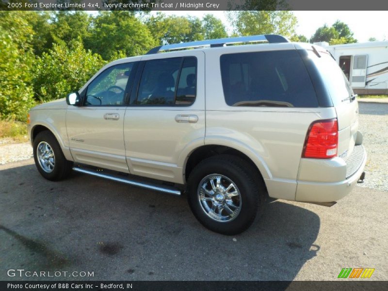 Ivory Parchment Tri Coat / Midnight Grey 2005 Ford Explorer Limited 4x4