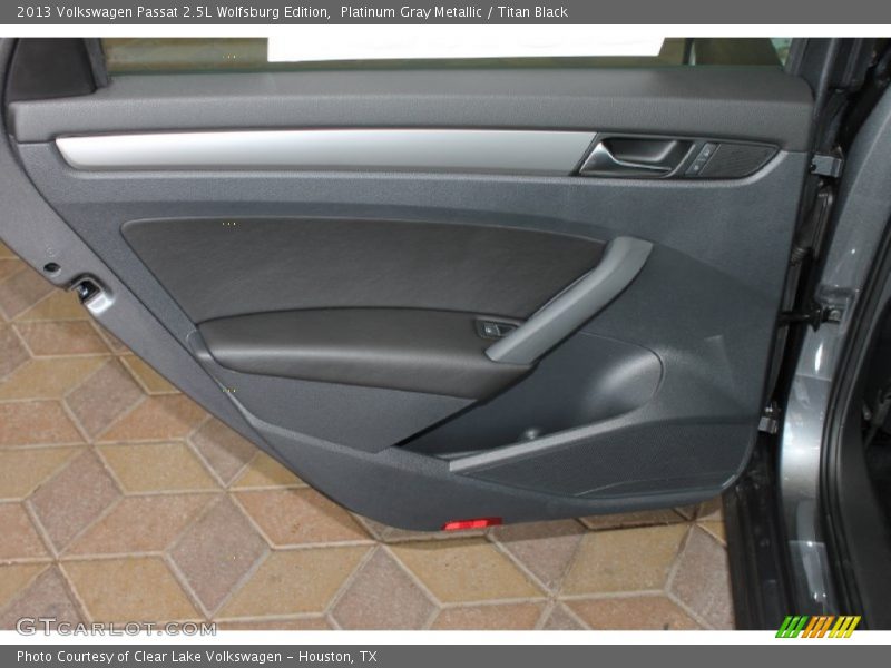 Platinum Gray Metallic / Titan Black 2013 Volkswagen Passat 2.5L Wolfsburg Edition
