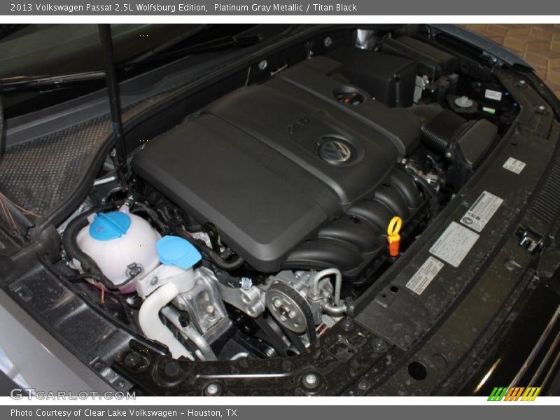 Platinum Gray Metallic / Titan Black 2013 Volkswagen Passat 2.5L Wolfsburg Edition
