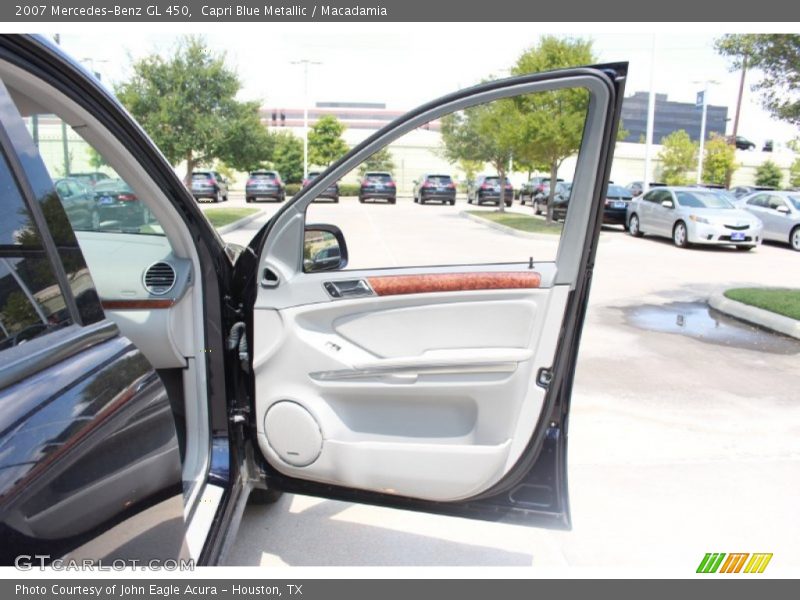 Capri Blue Metallic / Macadamia 2007 Mercedes-Benz GL 450