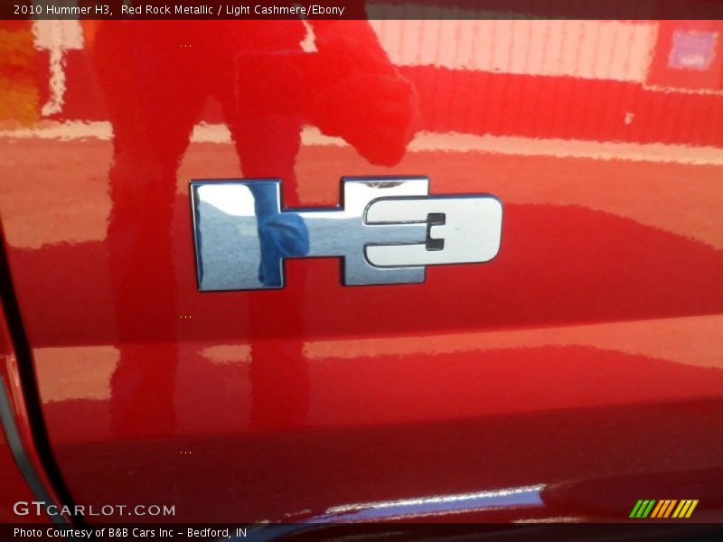 Red Rock Metallic / Light Cashmere/Ebony 2010 Hummer H3