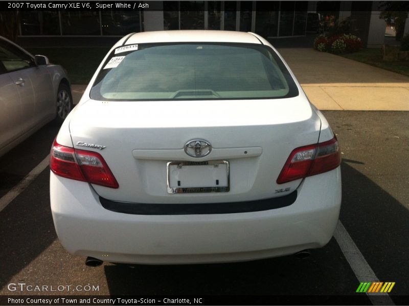 Super White / Ash 2007 Toyota Camry XLE V6