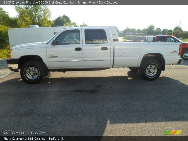Summit White / Dark Charcoal 2005 Chevrolet Silverado 2500HD LS Crew Cab 4x4