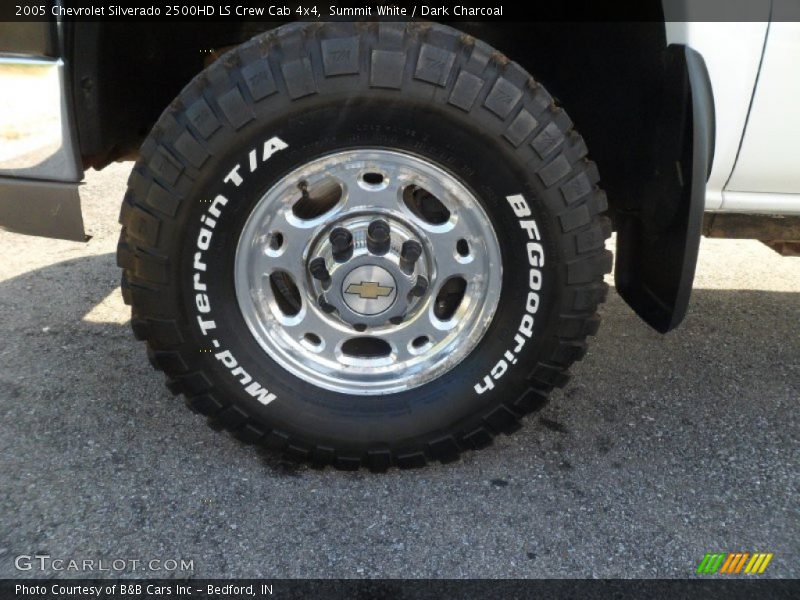Summit White / Dark Charcoal 2005 Chevrolet Silverado 2500HD LS Crew Cab 4x4