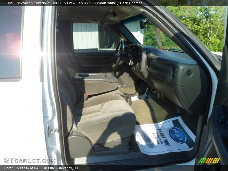 Summit White / Dark Charcoal 2005 Chevrolet Silverado 2500HD LS Crew Cab 4x4