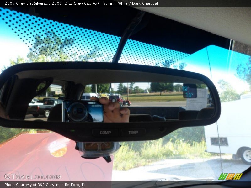 Summit White / Dark Charcoal 2005 Chevrolet Silverado 2500HD LS Crew Cab 4x4