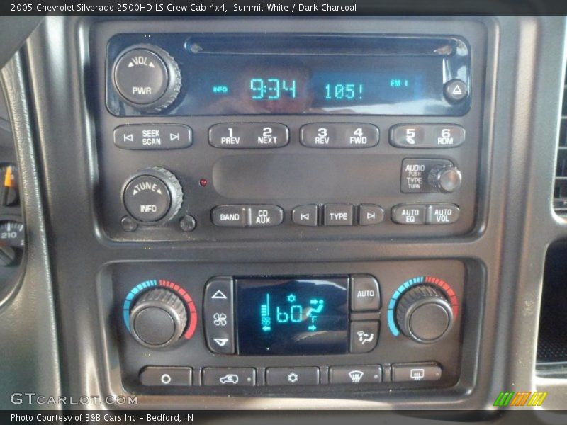 Summit White / Dark Charcoal 2005 Chevrolet Silverado 2500HD LS Crew Cab 4x4