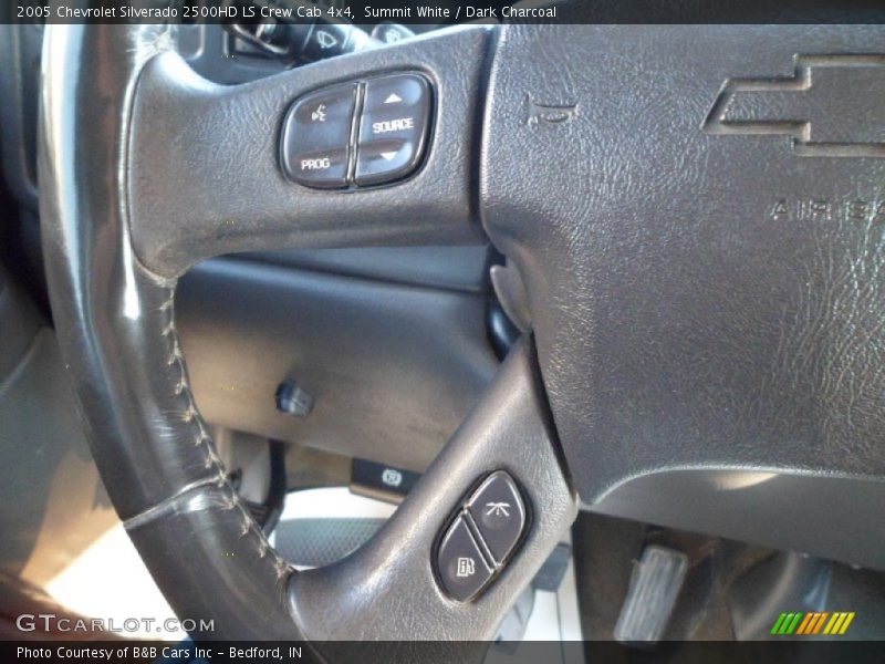 Summit White / Dark Charcoal 2005 Chevrolet Silverado 2500HD LS Crew Cab 4x4