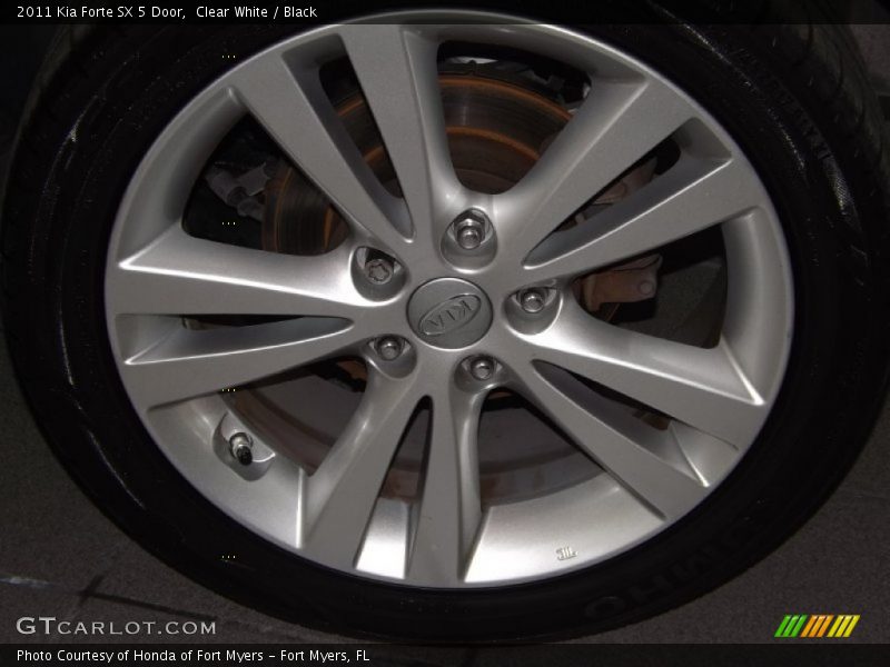  2011 Forte SX 5 Door Wheel