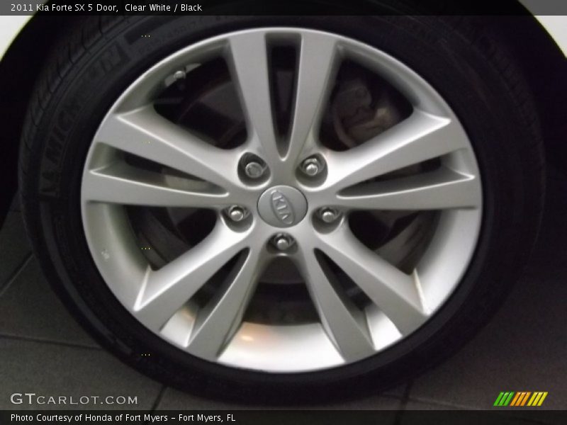  2011 Forte SX 5 Door Wheel