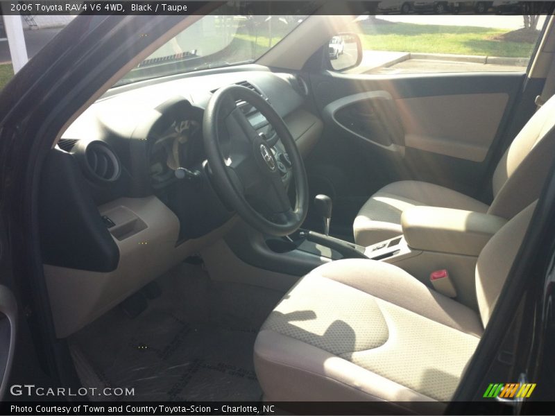 Black / Taupe 2006 Toyota RAV4 V6 4WD
