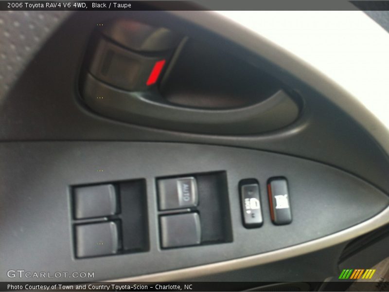 Black / Taupe 2006 Toyota RAV4 V6 4WD