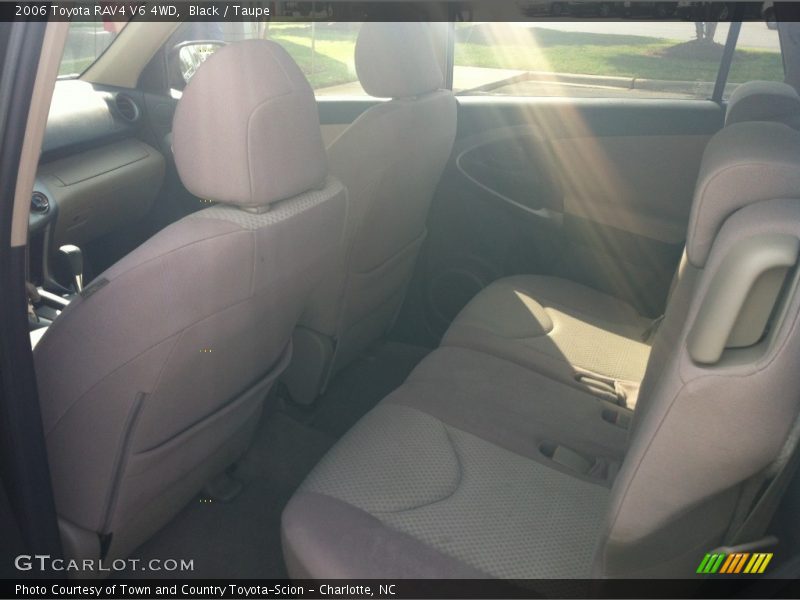 Black / Taupe 2006 Toyota RAV4 V6 4WD