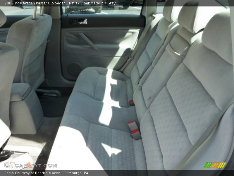 Reflex Silver Metallic / Grey 2002 Volkswagen Passat GLS Sedan