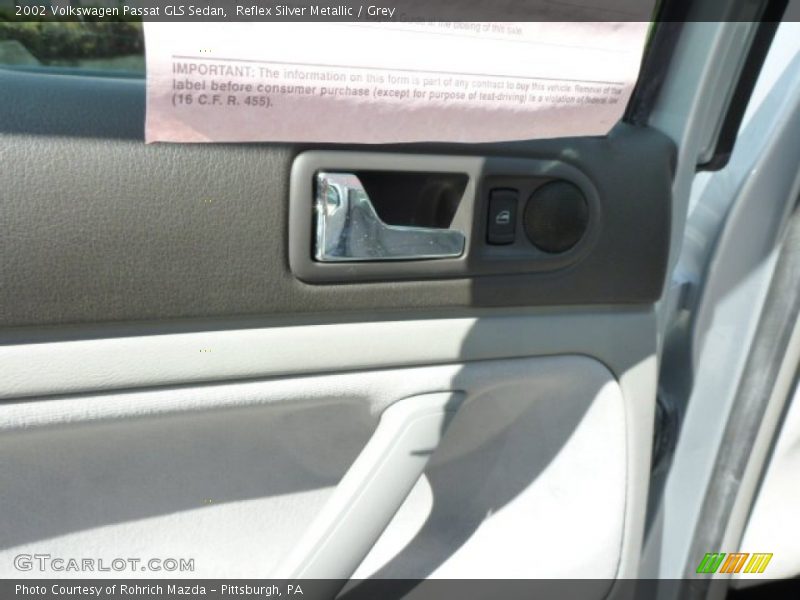 Reflex Silver Metallic / Grey 2002 Volkswagen Passat GLS Sedan