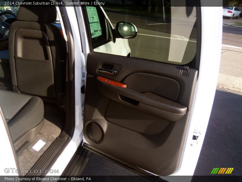Summit White / Ebony 2014 Chevrolet Suburban LS 4x4