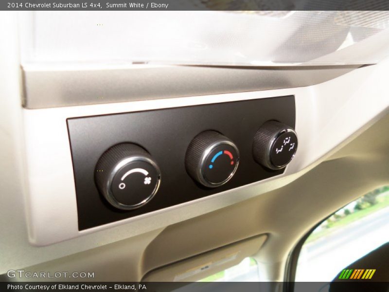 Summit White / Ebony 2014 Chevrolet Suburban LS 4x4
