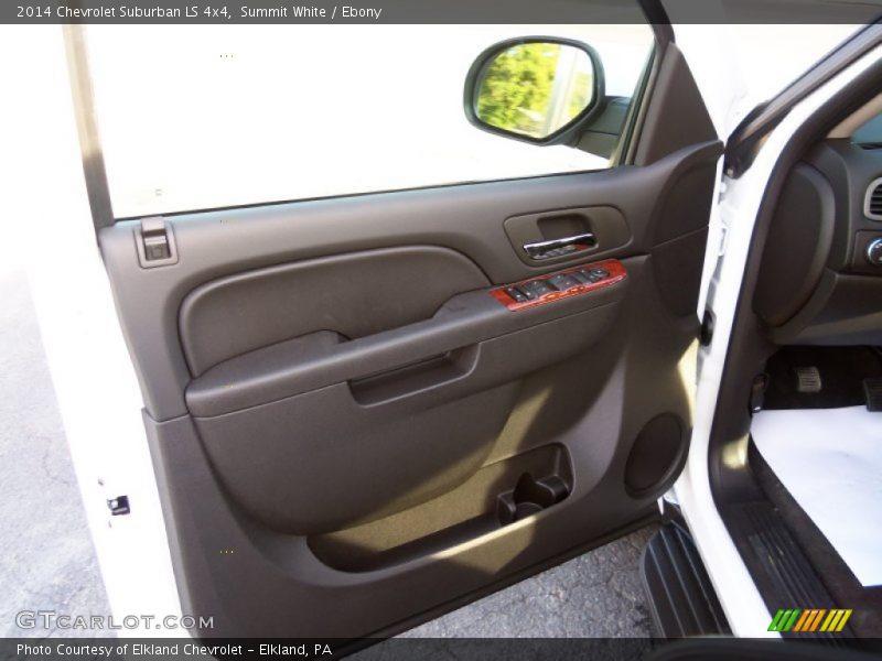 Summit White / Ebony 2014 Chevrolet Suburban LS 4x4