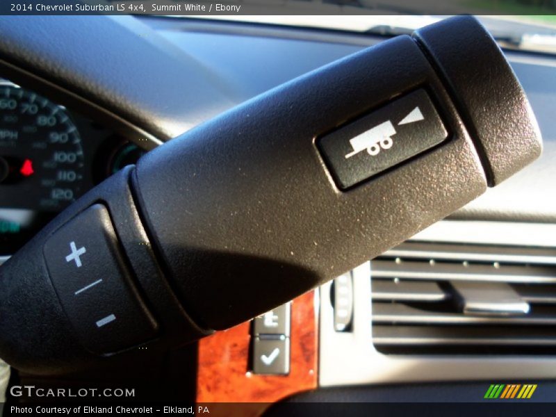 Summit White / Ebony 2014 Chevrolet Suburban LS 4x4