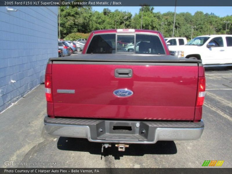 Dark Toreador Red Metallic / Black 2005 Ford F150 XLT SuperCrew