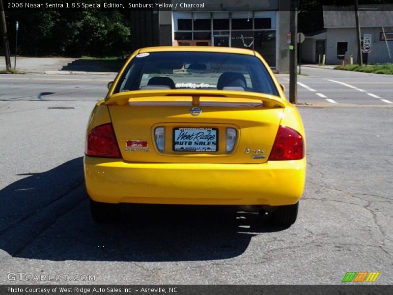 Sunburst Yellow / Charcoal 2006 Nissan Sentra 1.8 S Special Edition