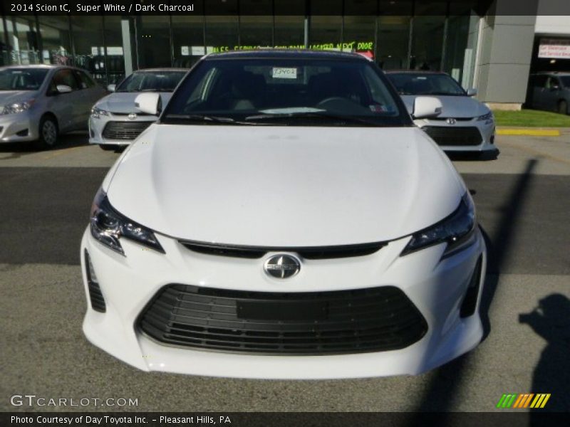 Super White / Dark Charcoal 2014 Scion tC